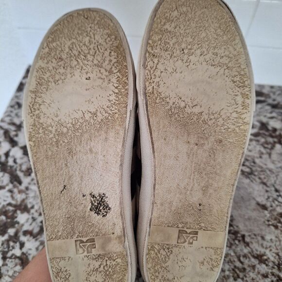 DIANE VON FURSTENBERG Leather Sneakers size 7.5 M US - Picture 10 of 11